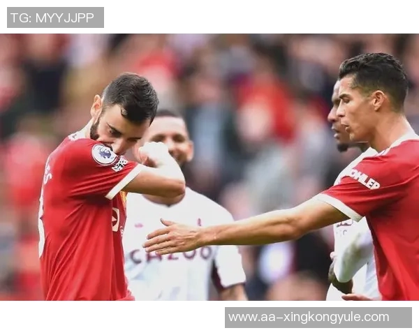 曼联旧将感叹姆伯莫阿玛德离队后右路防线崩溃局面