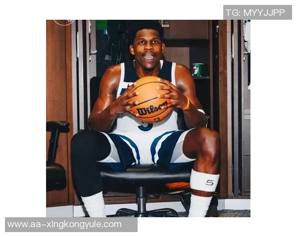 爱德华兹生涯前五年全能数据与乔詹并驾齐驱仅四人达成的传奇成就